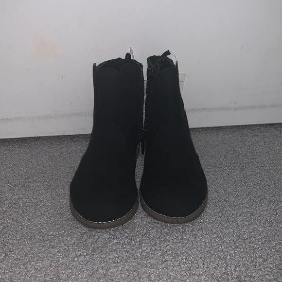 NWT! Toddler boots for girls! - Picture 2 of 8